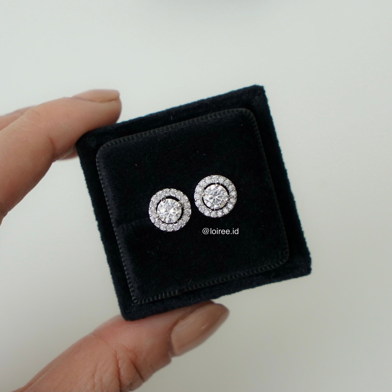 CHELSEA | Wedding Collection - Zirconia Round Halo Stud Daily Earrings - Anting Tusuk Bridal Wanita