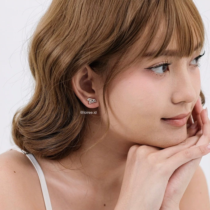 LOIREE - CLAU Zirconia Leaf Shaped Earrings - Wedding