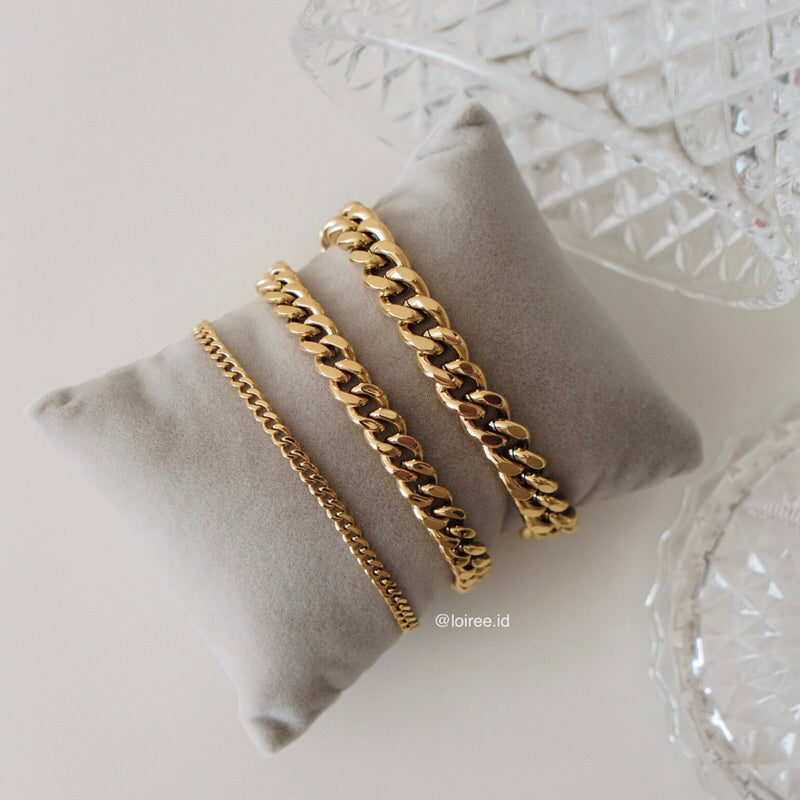 CHEVA Bracelet | Everyday Collection - Gold Plated Cuban Chain Bracelet - Gelang Wanita