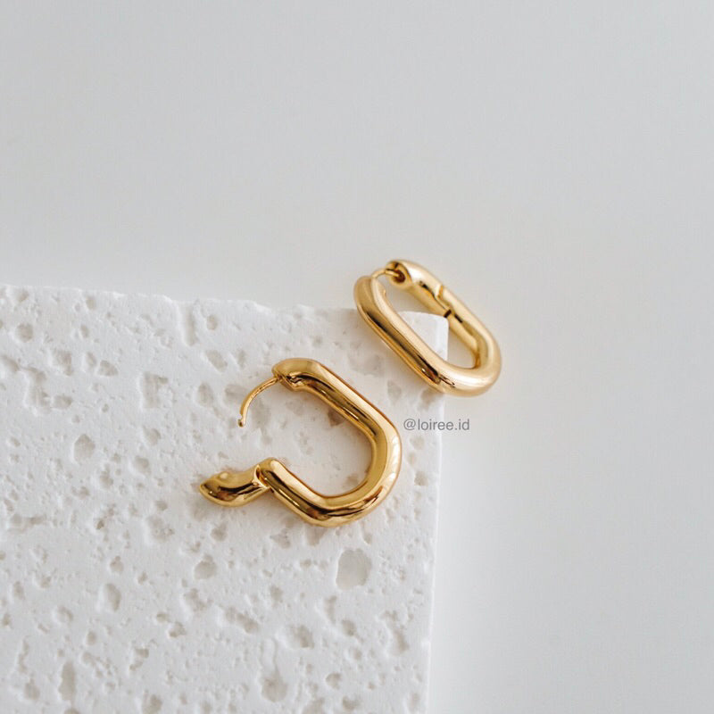 FINN | Everyday - Gold Plated Rectangle Hoop Earrings