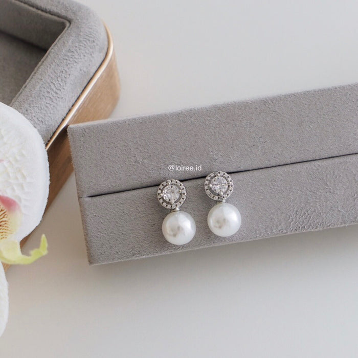 SANDRA Zirconia Pearl Stud Earrings - Wedding