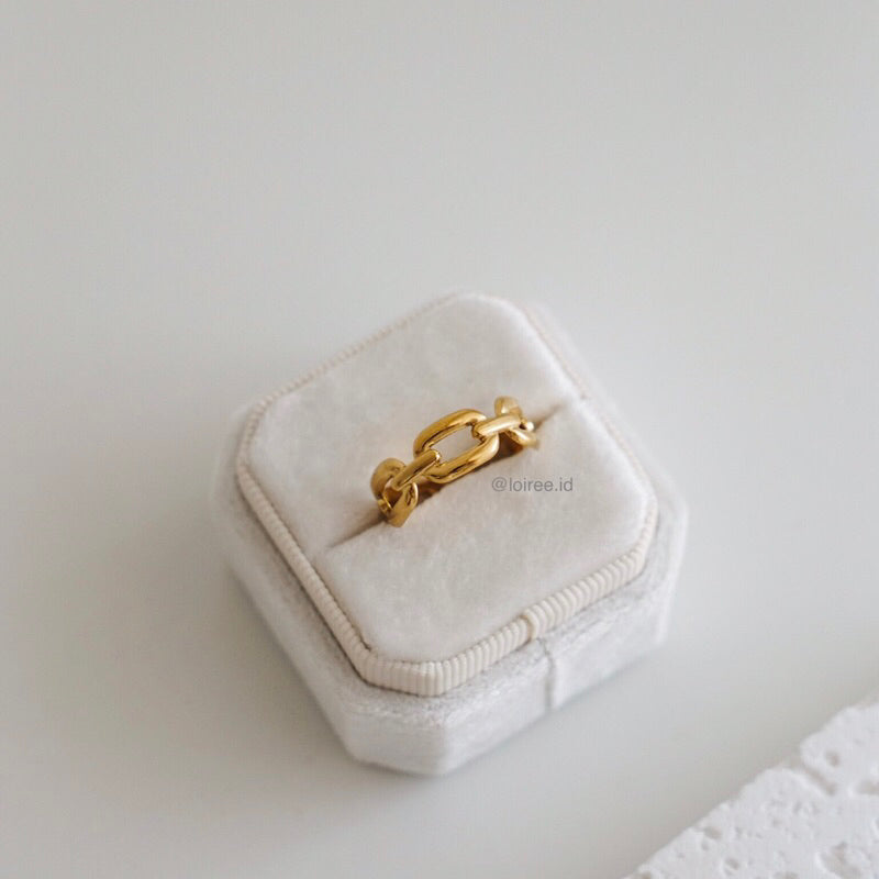 TAYLOR | Everyday - Gold Plated Adjustable Chain Ring