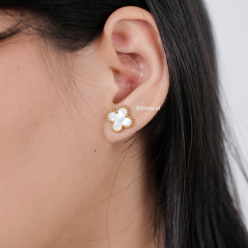 MEADOW | Everyday - Gold Plated Clover Necklace Earrings Bracelet Set