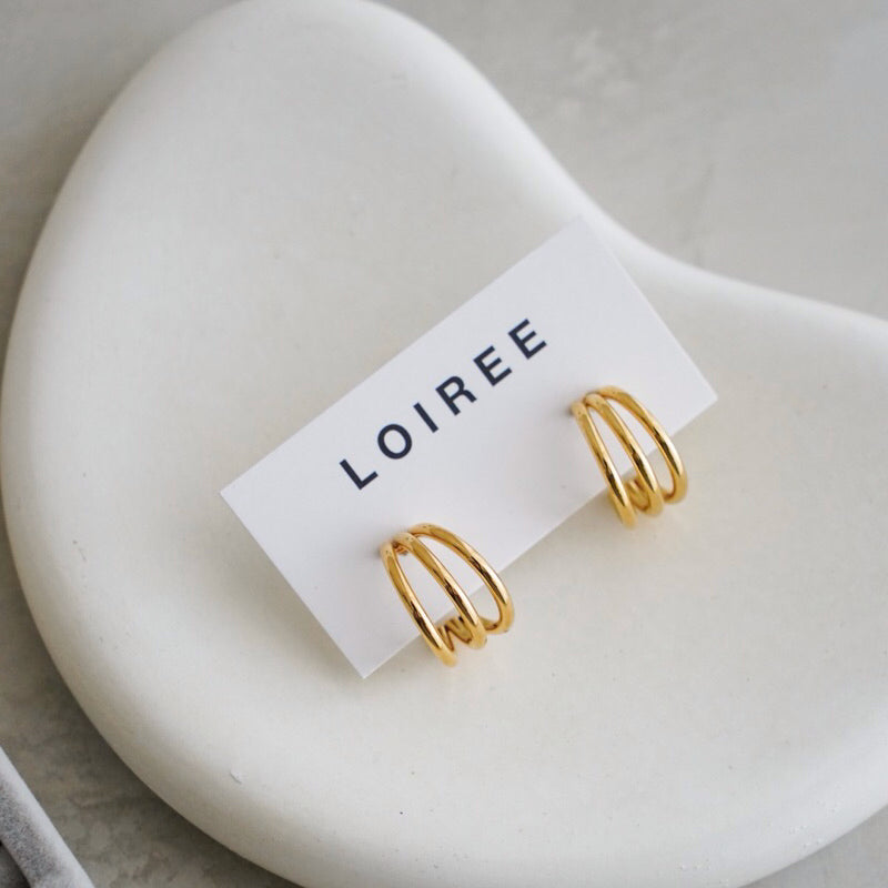 THEO Three-Line Hoop Earrings - Gold Plated