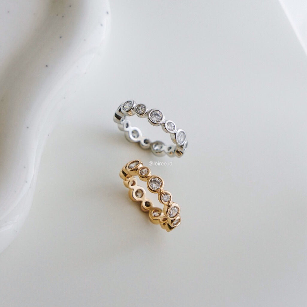 LOIREE - WENDY Zirconia Paved Ring