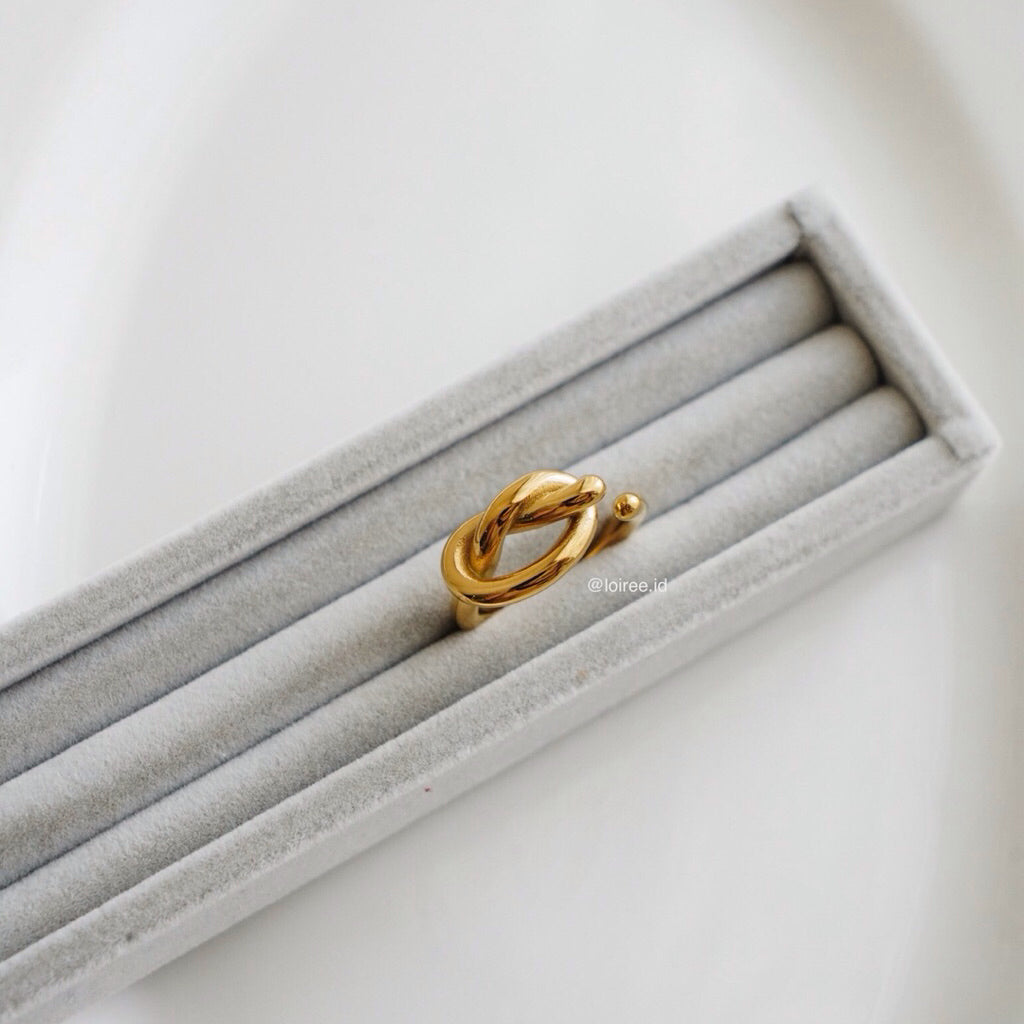 LOIREE - KEETH Knotted Ring - Gold Plated Anti Karat Anti Alergi