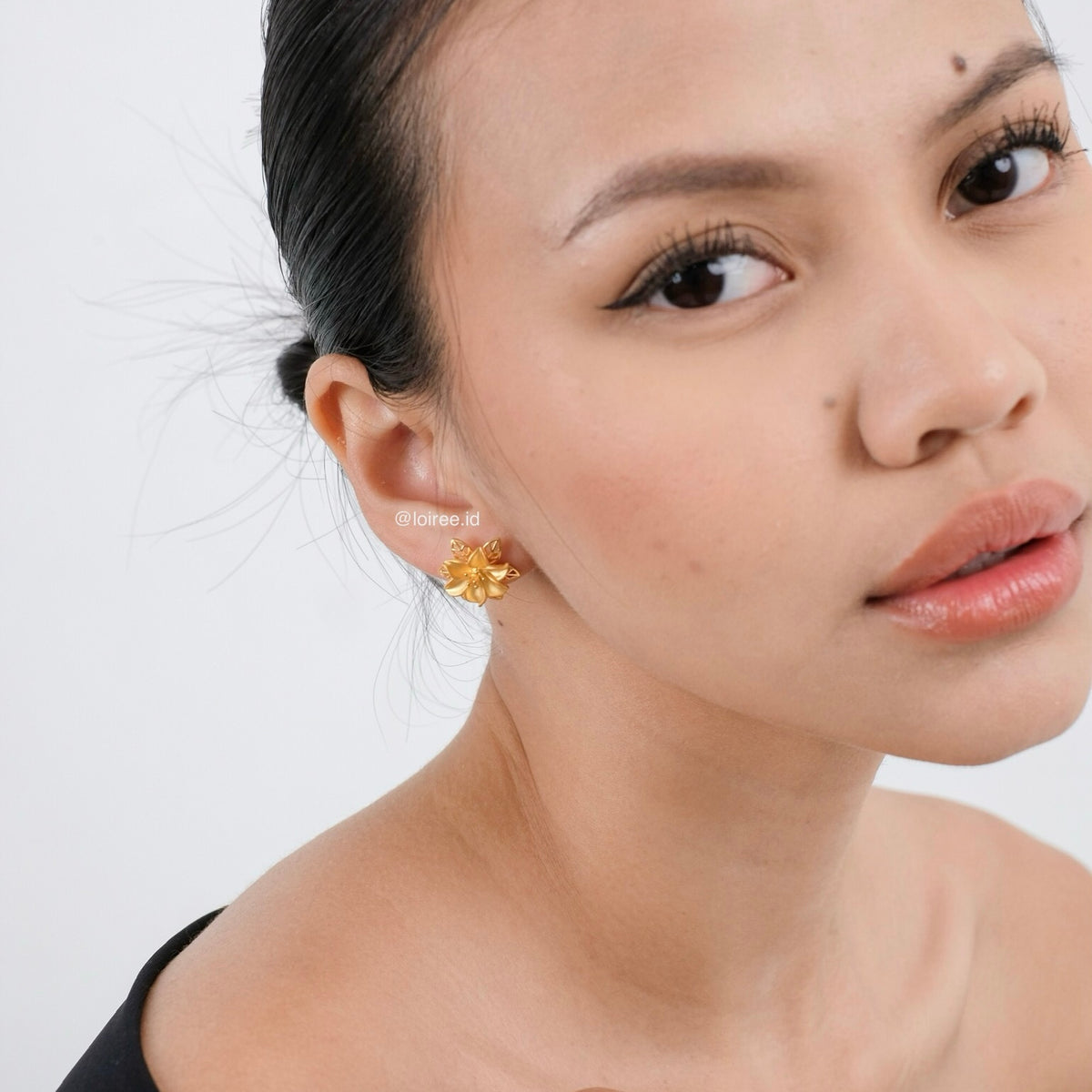 AZALEA Flower Stud Earrings - Gold Plated