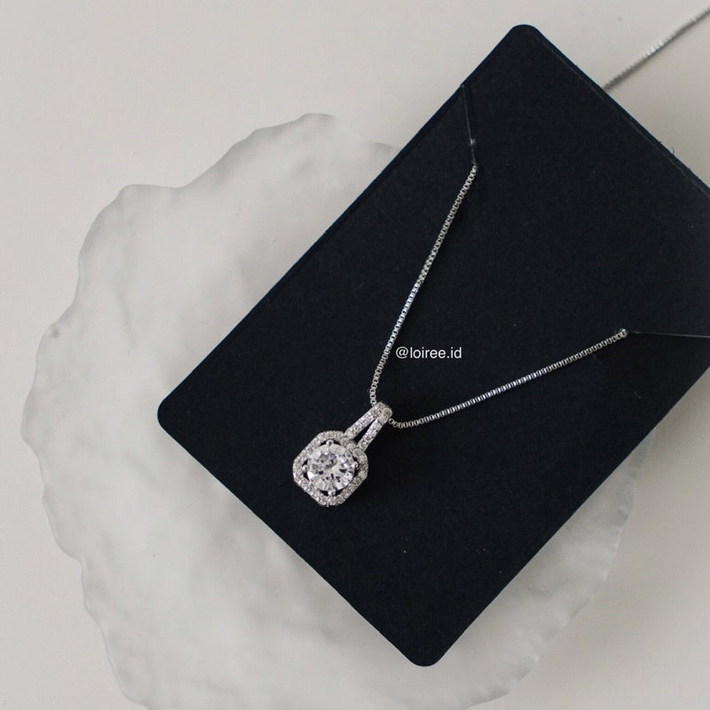 TEORA Zirconia Round Cut Halo Setting Bridal Necklace - Wedding