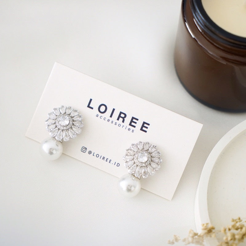 AURORA Zirconia Flower Pearl Stud Earrings - Wedding