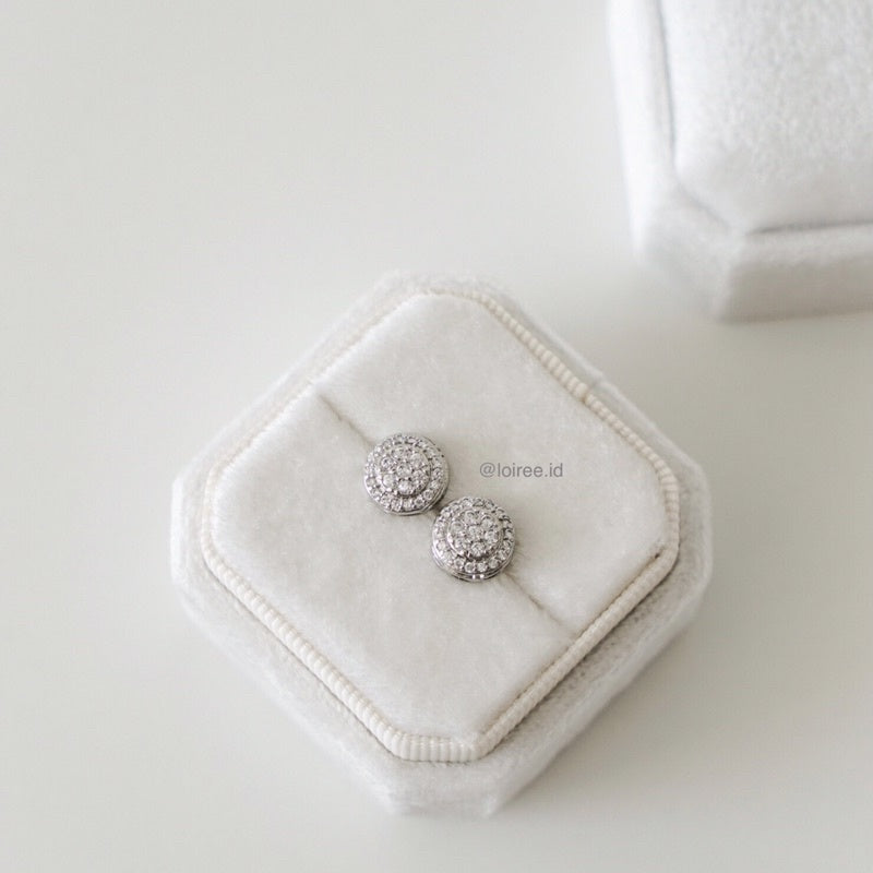 JULIA Zirconia Round Halo Daily Stud Earrings