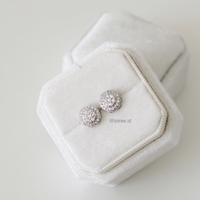 JULIA Zirconia Round Halo Daily Stud Earrings