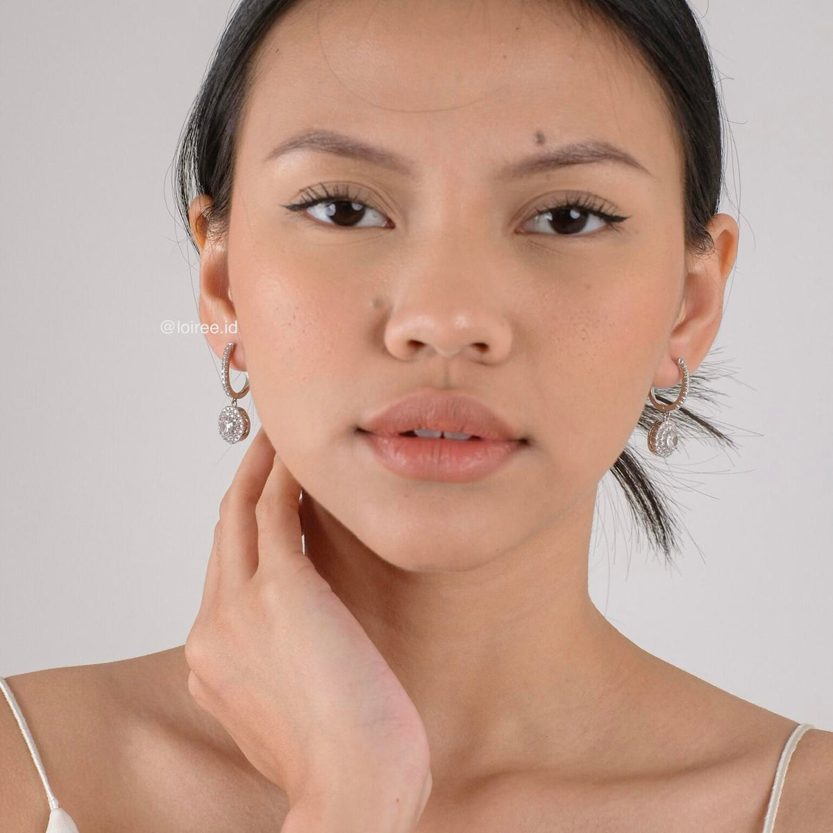 JOLENE | Wedding Collection - Zirconia Round Halo Dangle Stud Bridal Earrings - Anting Wanita