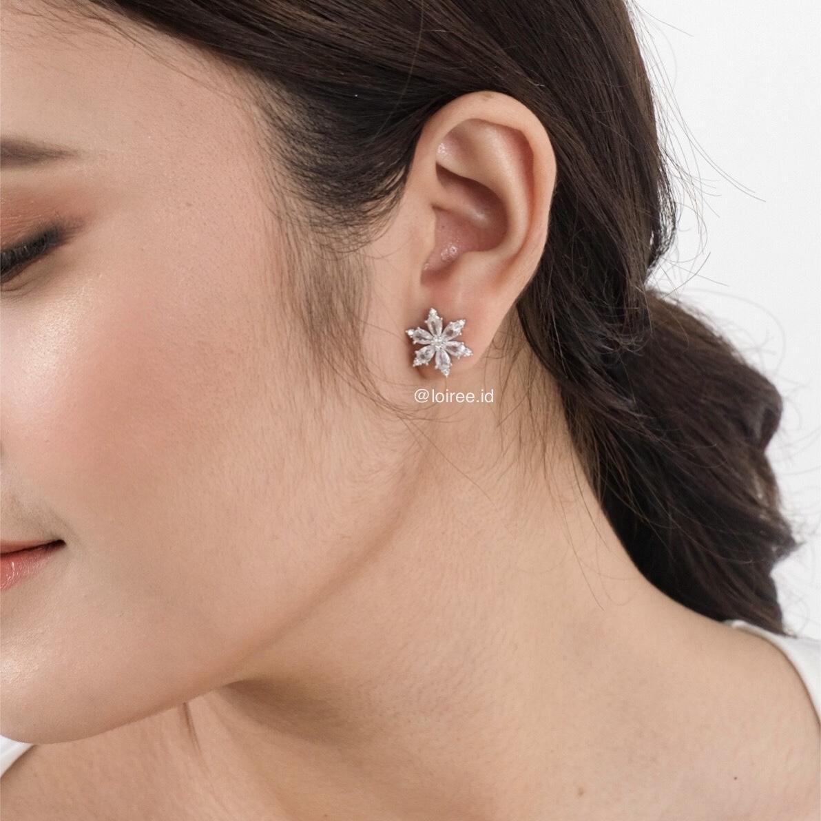 FLORA  Zirconia Flower Stud Bridal Earings - Wedding