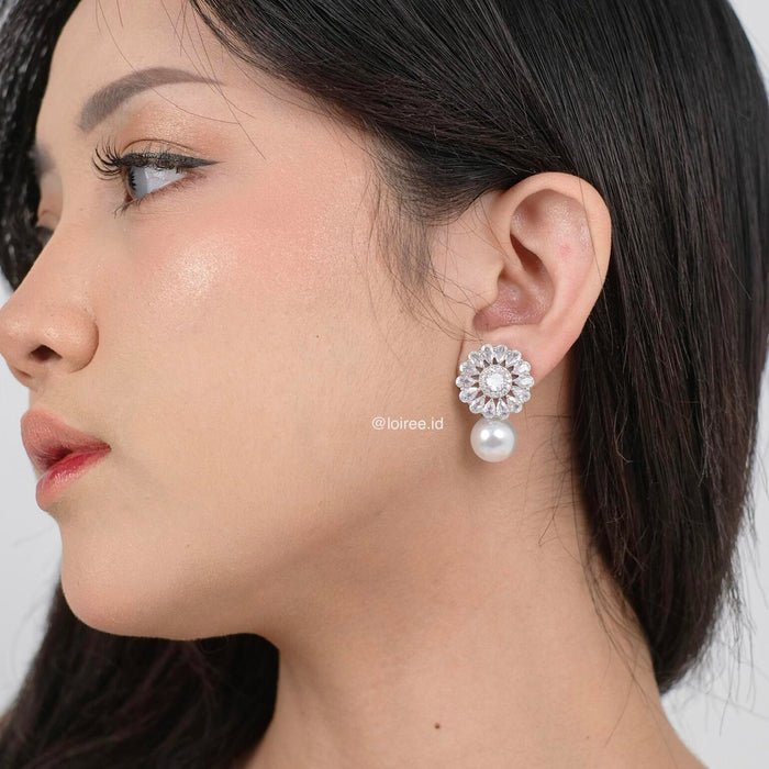 AURORA Zirconia Flower Pearl Stud Earrings - Wedding
