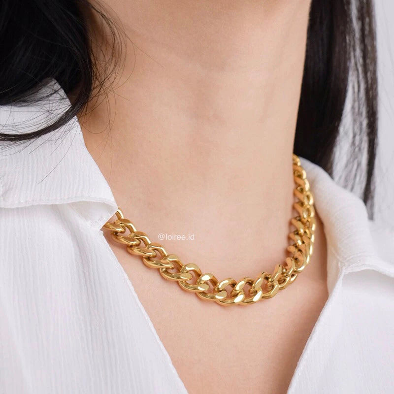 LUCIA Thick Cuban Chain Necklace - Gold Plated
