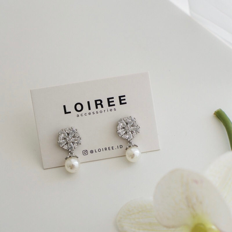HALLIE | Wedding Collection - Zirconia Flower Pearl Dangle Stud Bridal Earrings - Anting Wanita