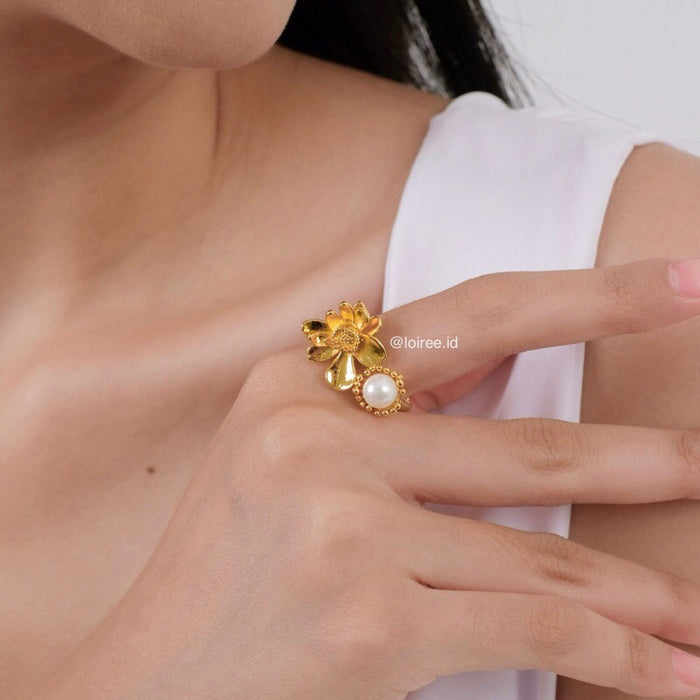 EUNICE | Everyday - Gold Plated Flower Ring