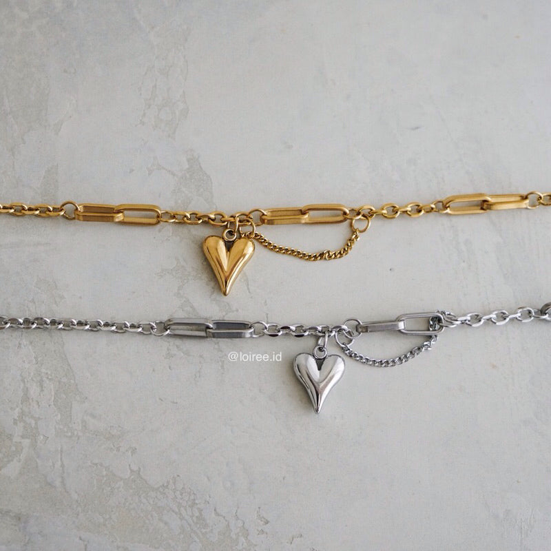 LAINEY Heart Link Chain Necklace - Gold Plated