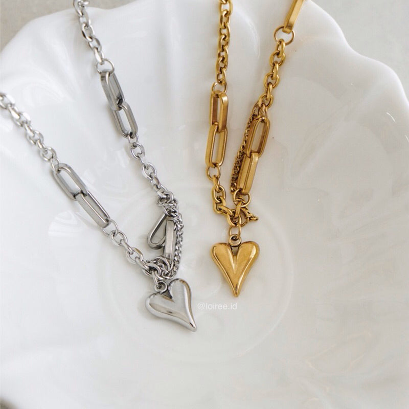 LAINEY Heart Link Chain Necklace - Gold Plated