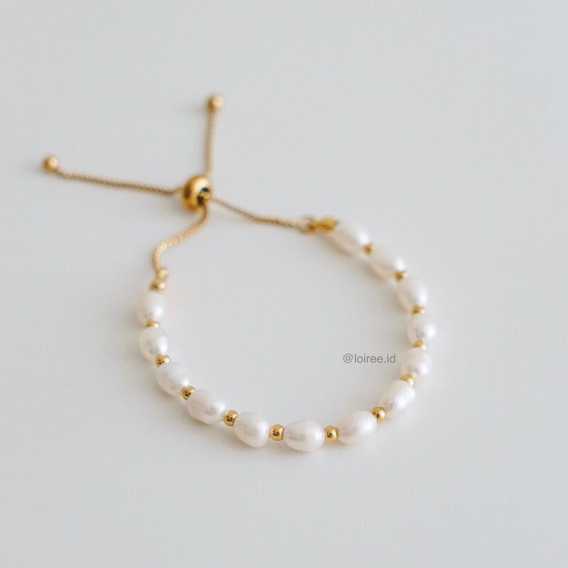 PERLA Bracelet | Everyday - Gold Plated Freshwater Pearls Adjustable