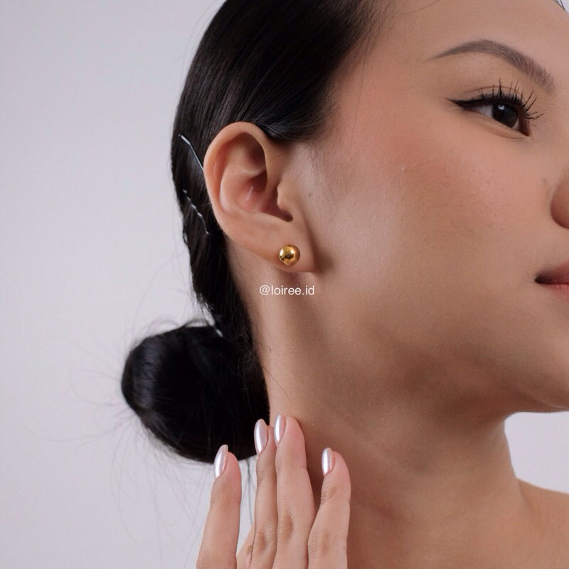 ZAYN Ball Stud Earrings - Gold Plated