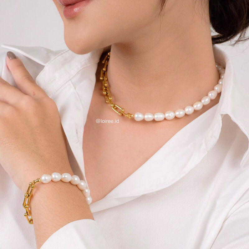 MADGE Necklace & Bracelet | Everyday - Gold Plated Freshwater Pearls Beaded Chain