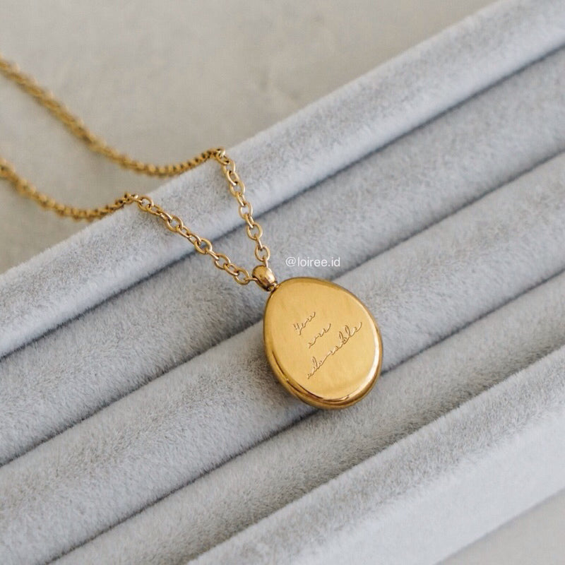 ADORABLE Chain Necklace - Gold Plated