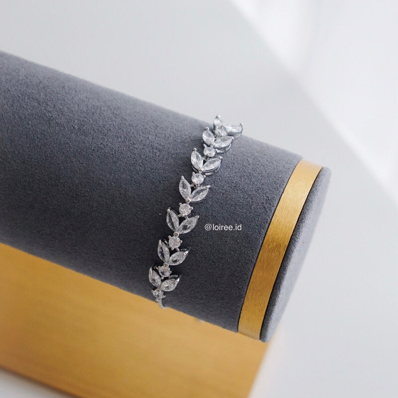 LYDIA Adjustable Bracelet - Zirconia Paved Bracelet