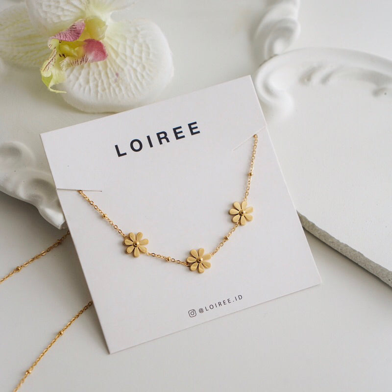 JIA | Lunar - Gold Plated Flower Chain Necklace
