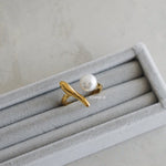 EZRA Adjustable Pearl Ring - Gold Plated