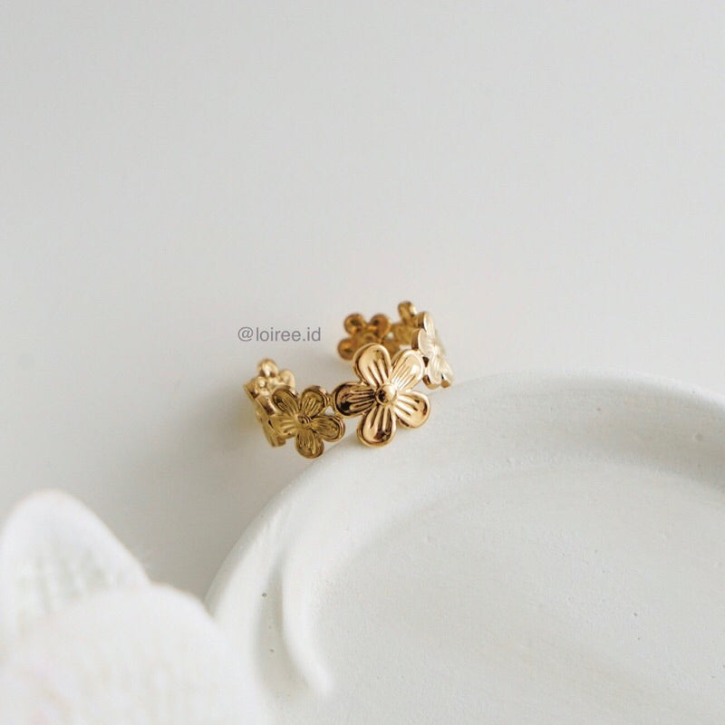 KEIKA Adjustable Flower Rings - Gold Plated