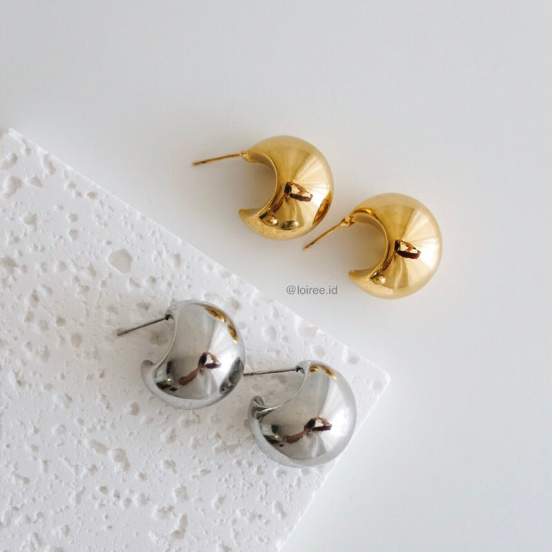 YUME Round Chunky Stud Earrings - Gold Plated