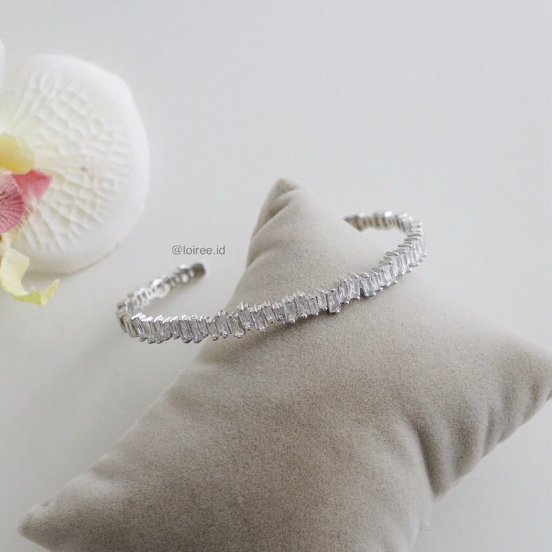 SOLANA Bangle - Zirconia Paved Bangle Bracelet