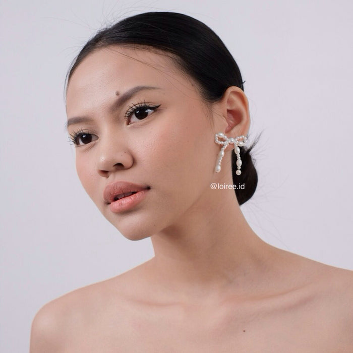 JANE Bow Pearl Earrings - Ribbon Coquette