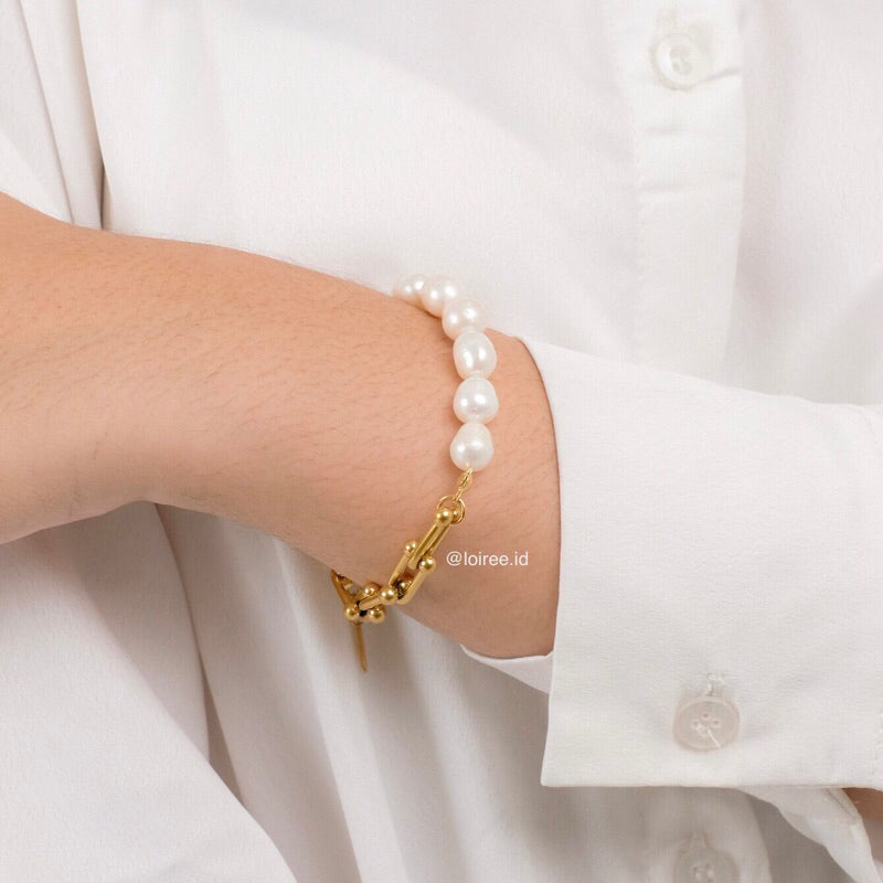 MADGE Necklace & Bracelet | Everyday - Gold Plated Freshwater Pearls Beaded Chain