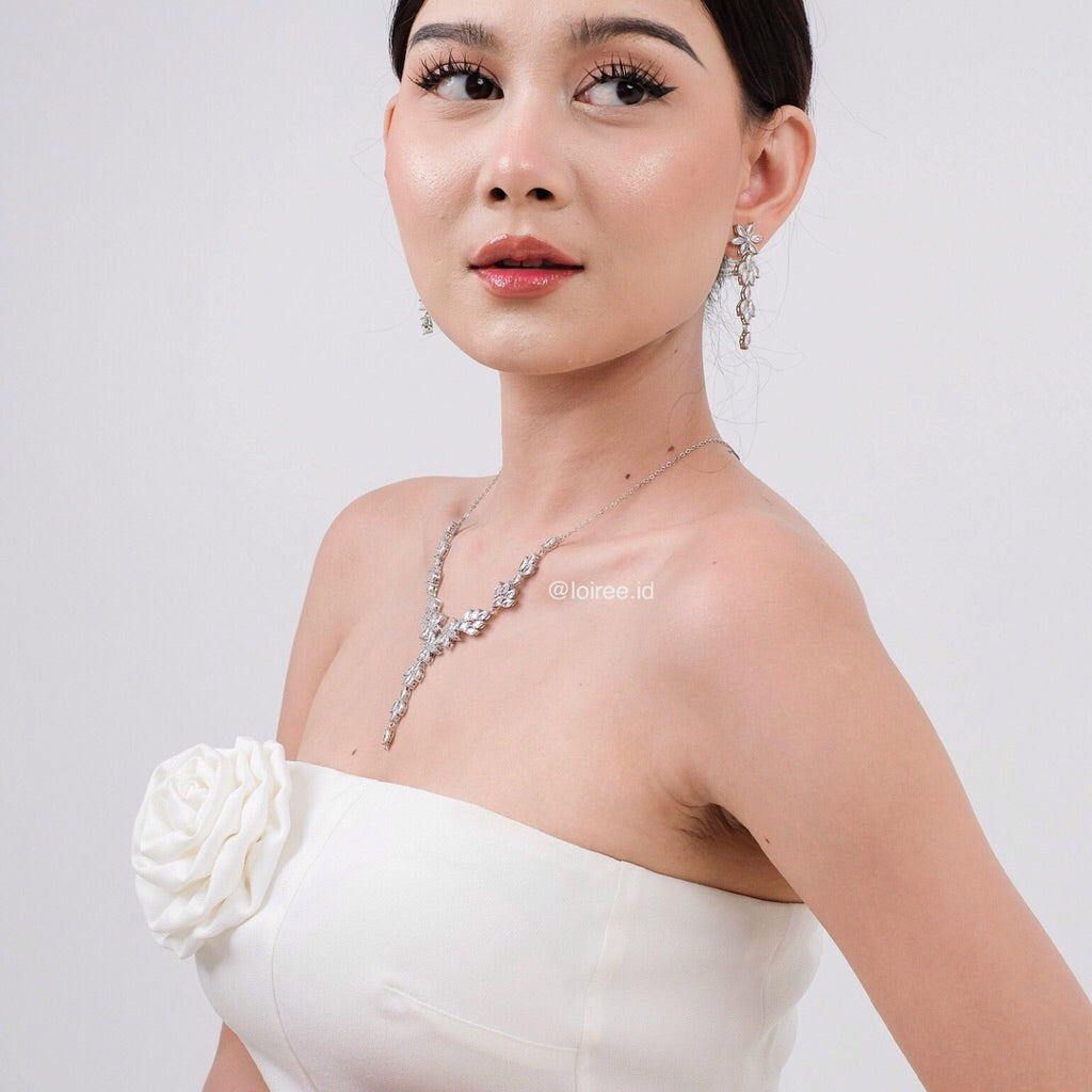 JENNIFER Zirconia Flower Necklace Earrings Bracelet Set - Wedding