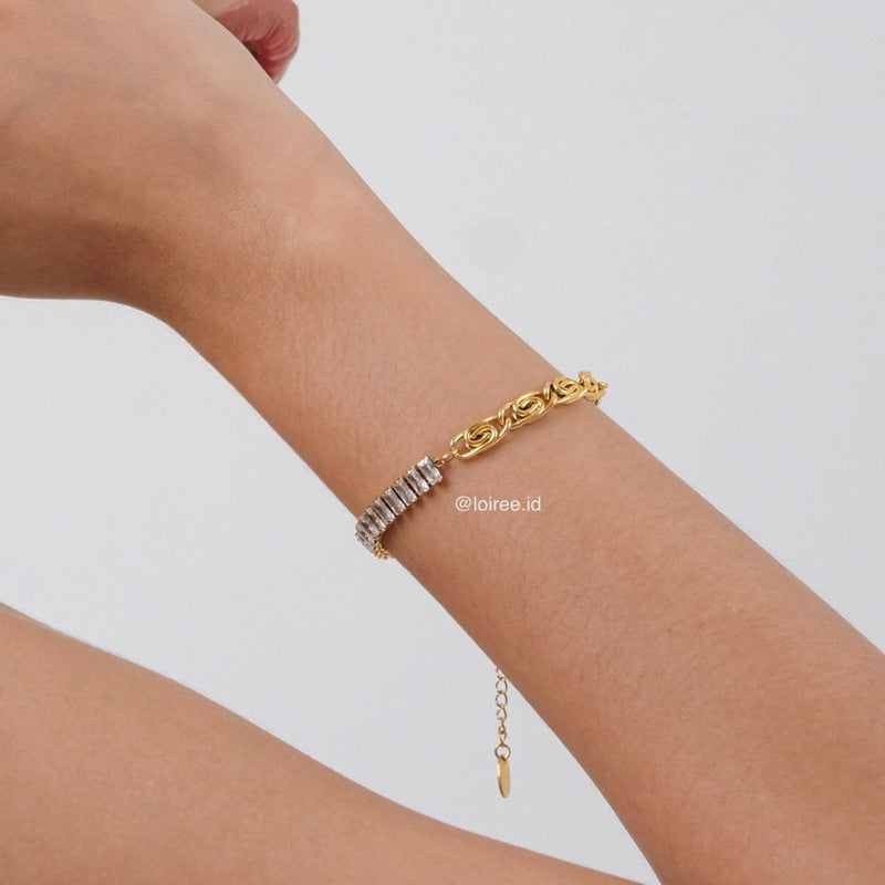 NOLAN Zirconia Chain Bracelet - Gold Plated