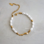 LAYLA Irregular Pearl Bracelet - Gold Plated