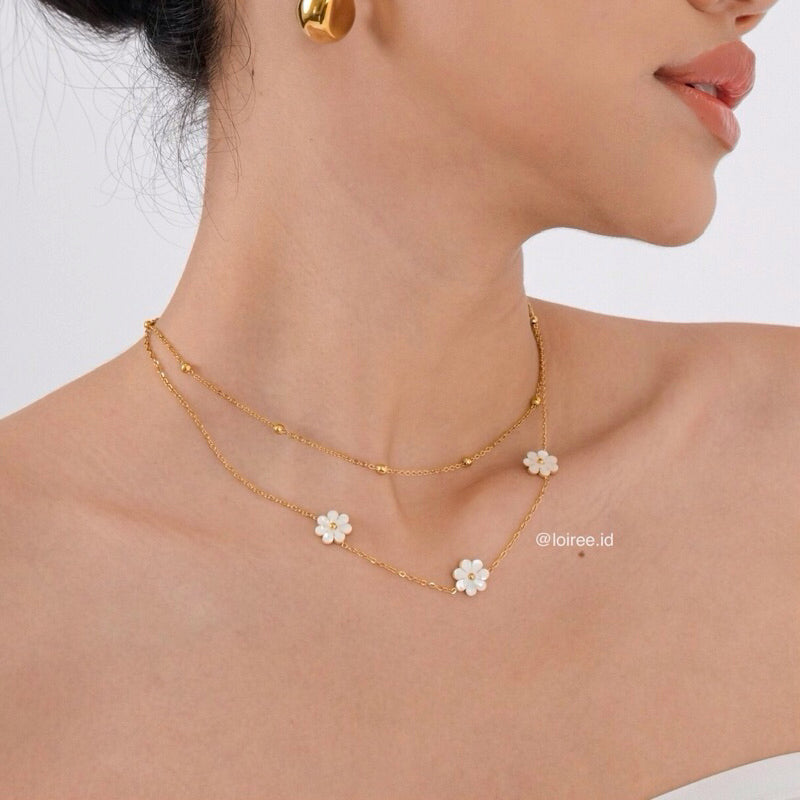 DAISY Flower Two Layer Necklace - Gold Plated