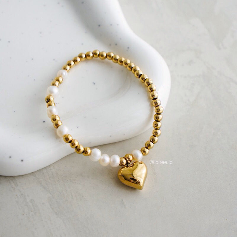 RILYNN Heart Charm Elastic Bracelet - Gold Plated