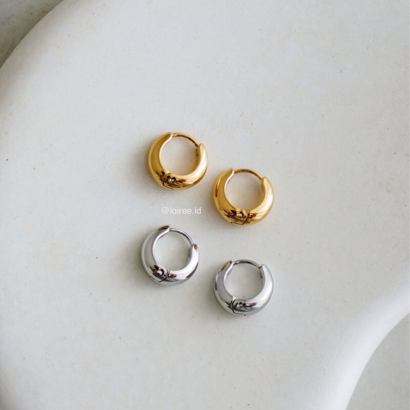 BYRON Mini Huggies Earrings - Gold Plated