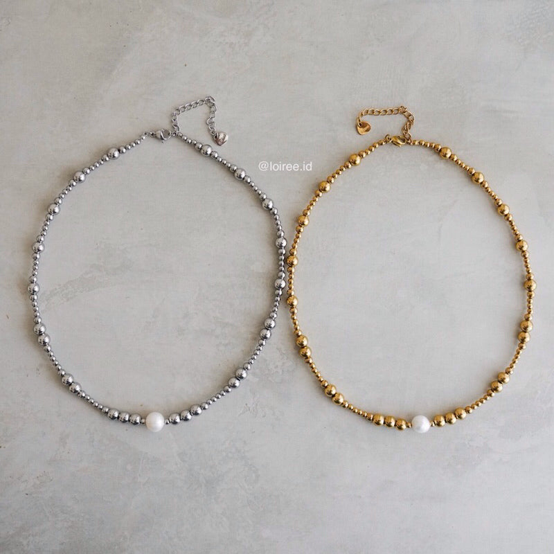 CAINE Natural Pearl Beads Necklace - Gold Plated