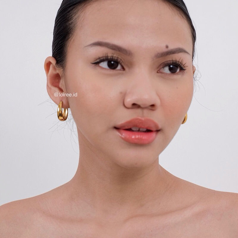 REIGN U-Shape Hoop Earrings - Gold Plated