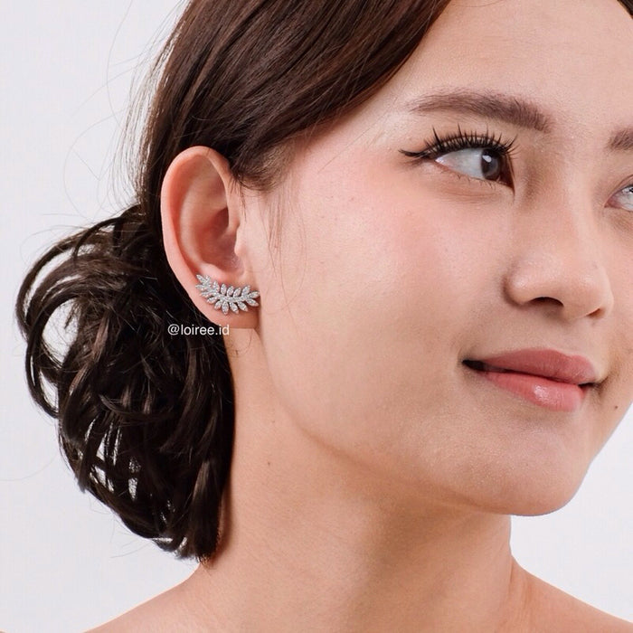LEIKA Leaf Shaped Zirconia Earrings