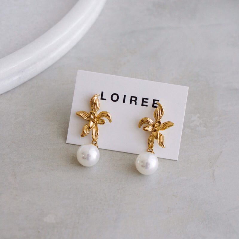 KARLIE Flower Pearl Dangle Earrings - Gold Plated