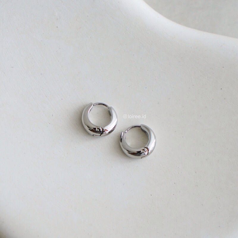 BYRON Mini Huggies Earrings - Gold Plated