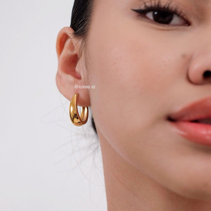 REIGN U-Shape Hoop Earrings - Gold Plated