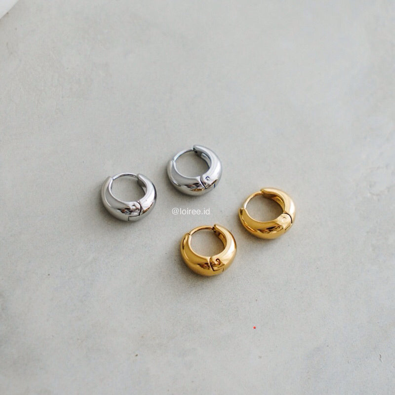 BYRON Mini Huggies Earrings - Gold Plated