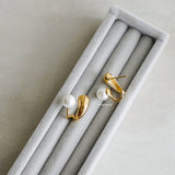 DEAN Pearl Stud Earrings - 18K Gold Plated Stainless Steel