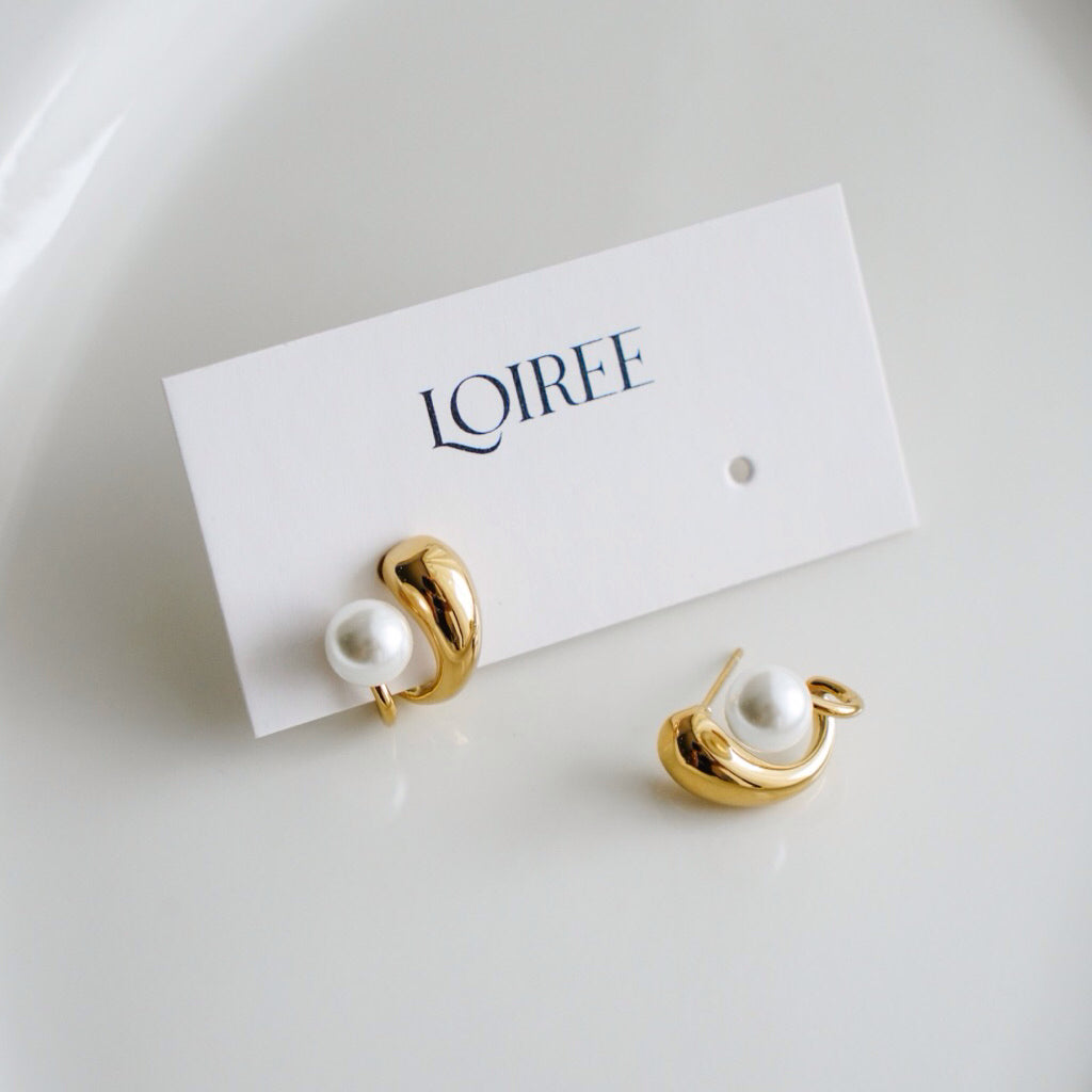 DEAN Pearl Stud Earrings - 18K Gold Plated Stainless Steel